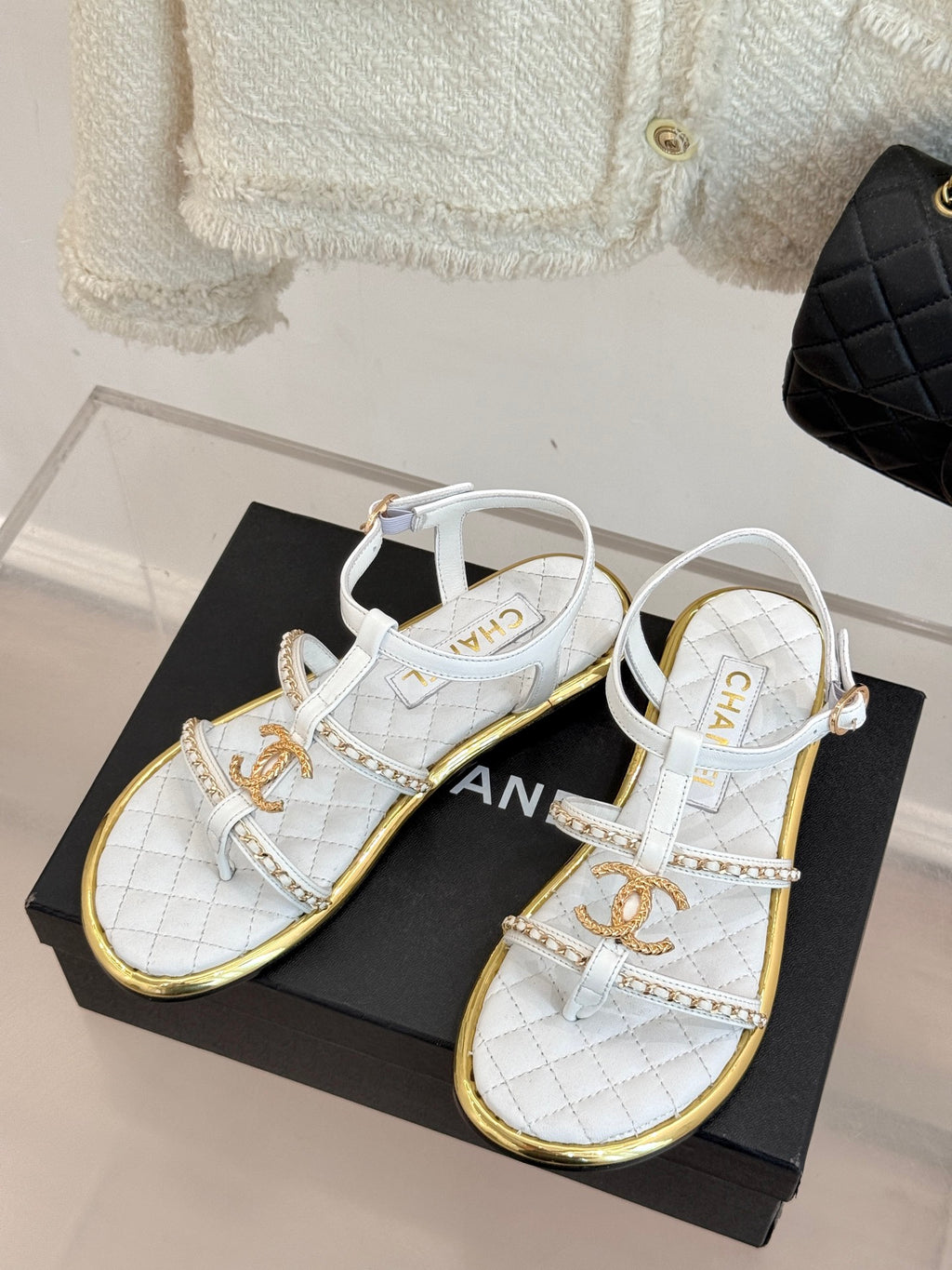 CNL flat chain double C sandals 0725042806