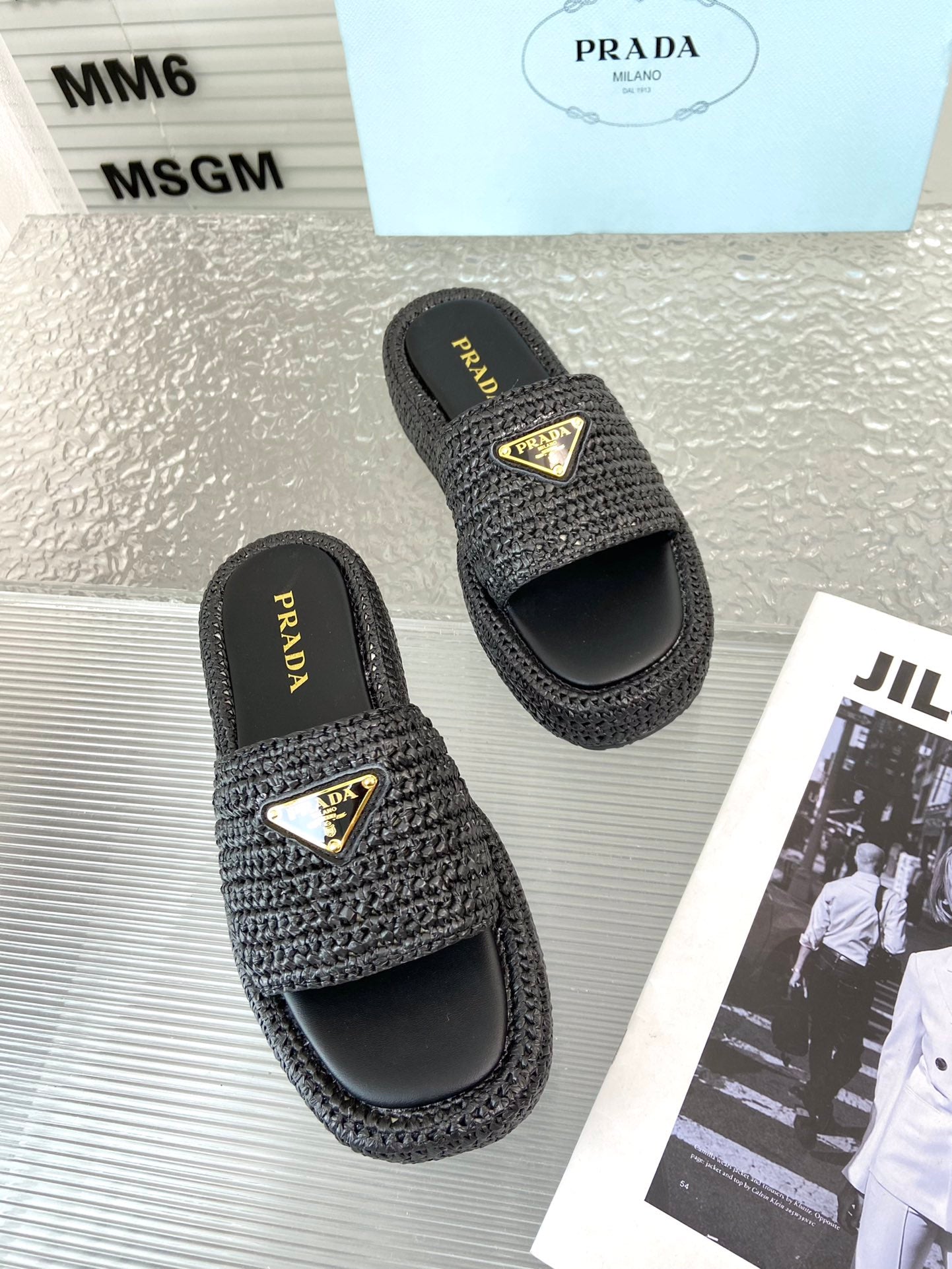 Spring and summer new style woven thick-soled triangle buckle strap slippers 0724032001