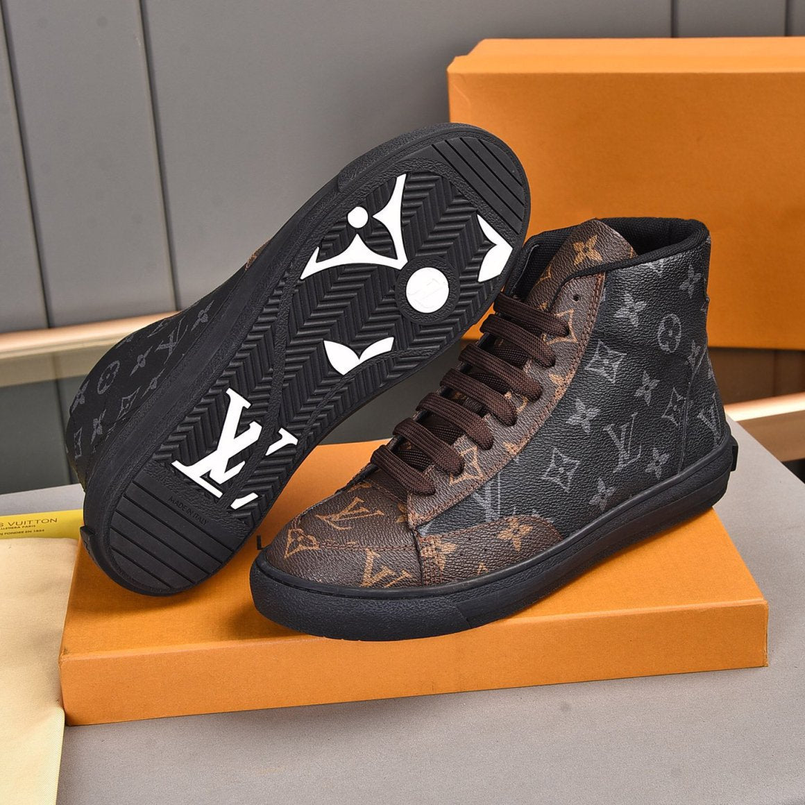 Black Trendy Pattern Leather High-top Shoes