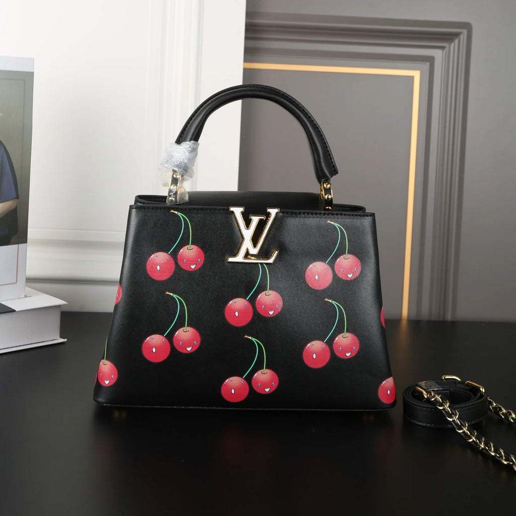 Cherry Kapusin Shoulder Bag 1025060915