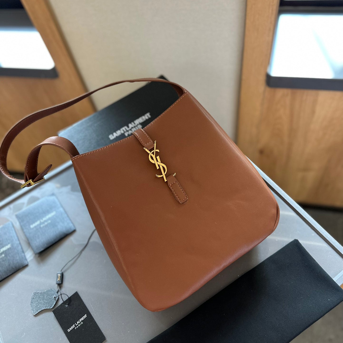 Y-Hobo Bucket Underarm Bag 0724061307