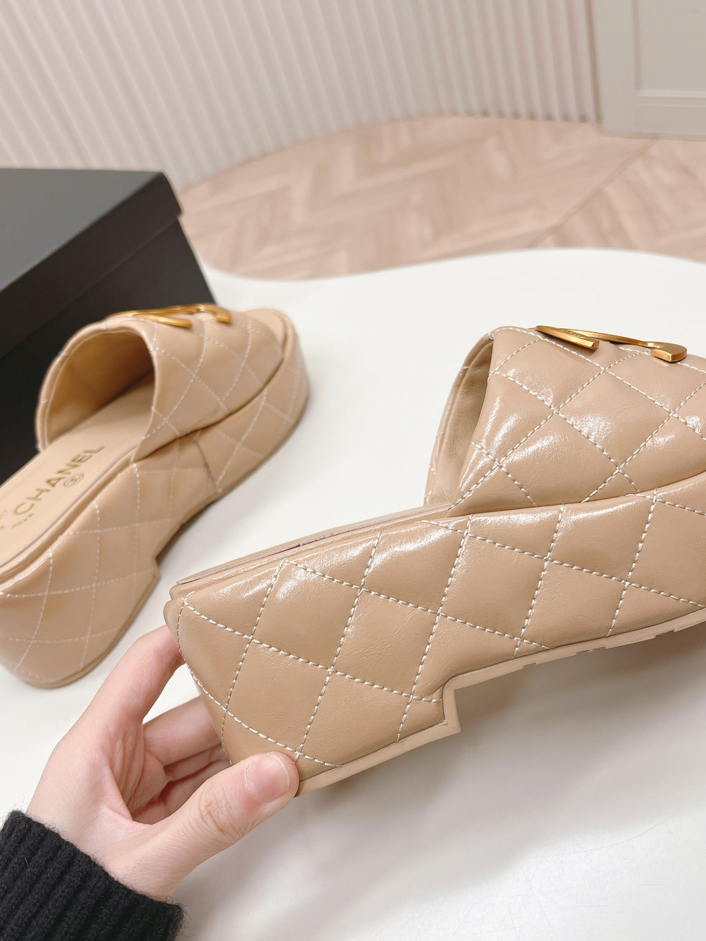 Chane1 top fashion thick-soled rhombus slippers 0724030812