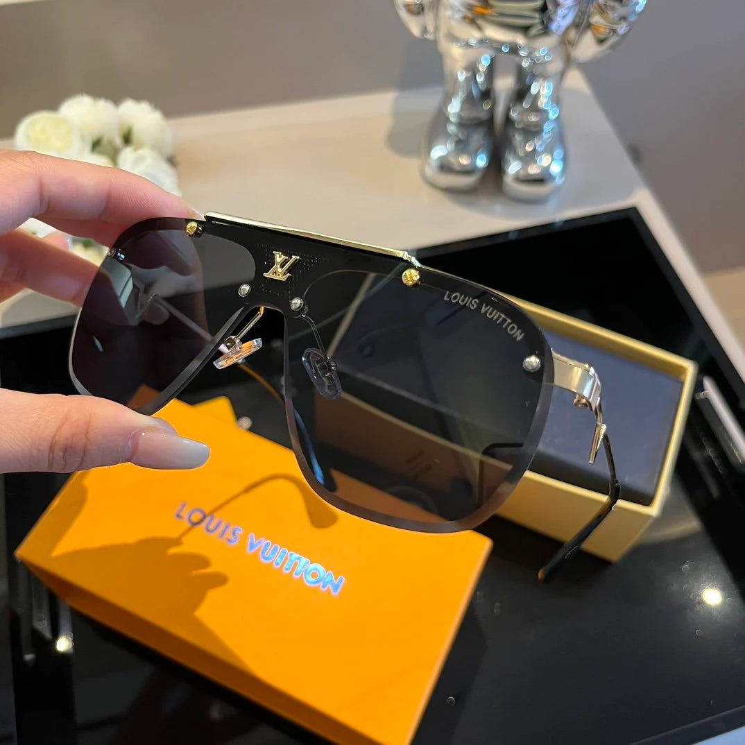 V Fashion Printed Sunglasses 0724022006