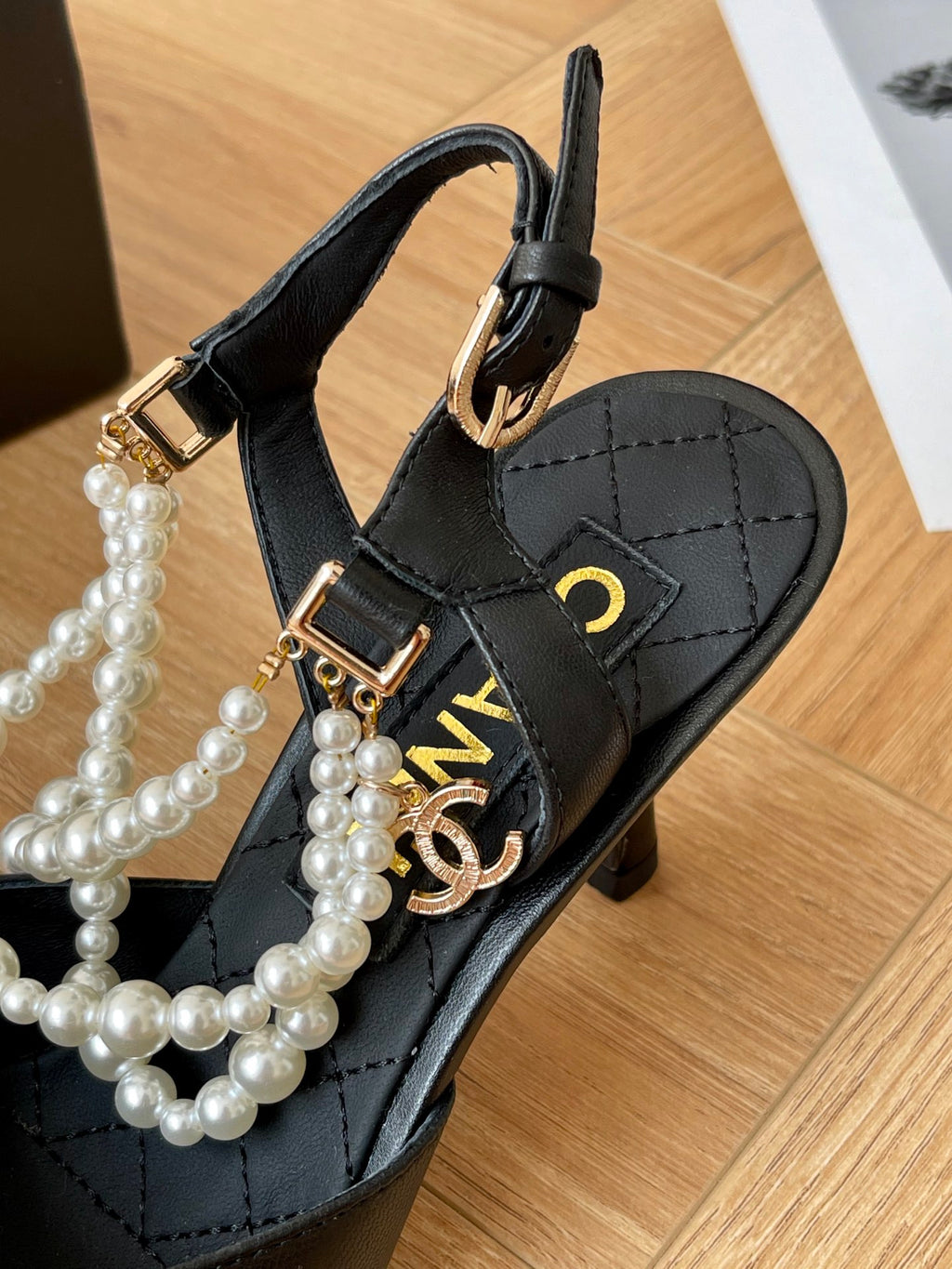 CNL Pointed pearl chain high heel sandals 1824070202