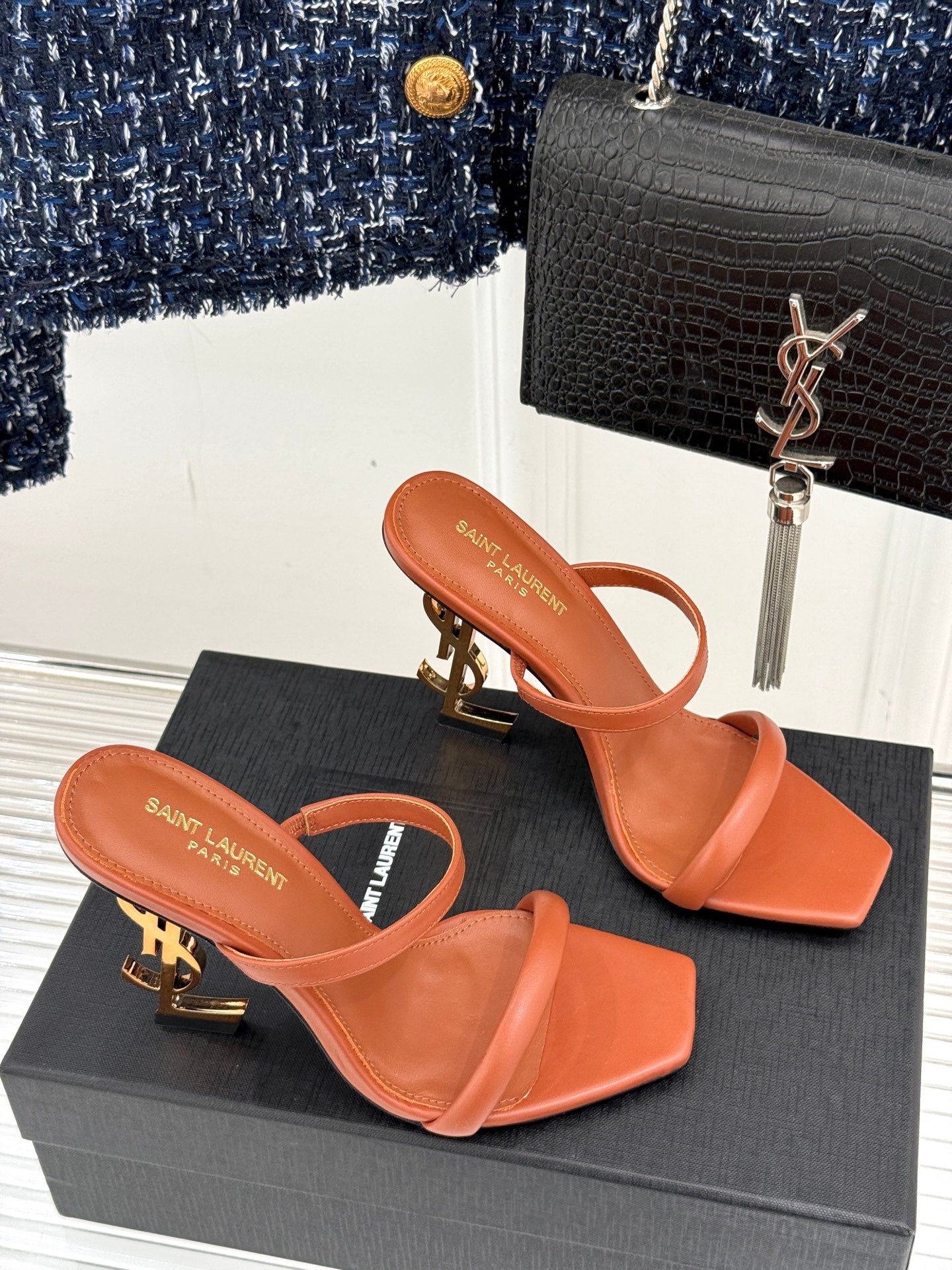 YSL letter heel one-strap high-heeled slippers 0725031113