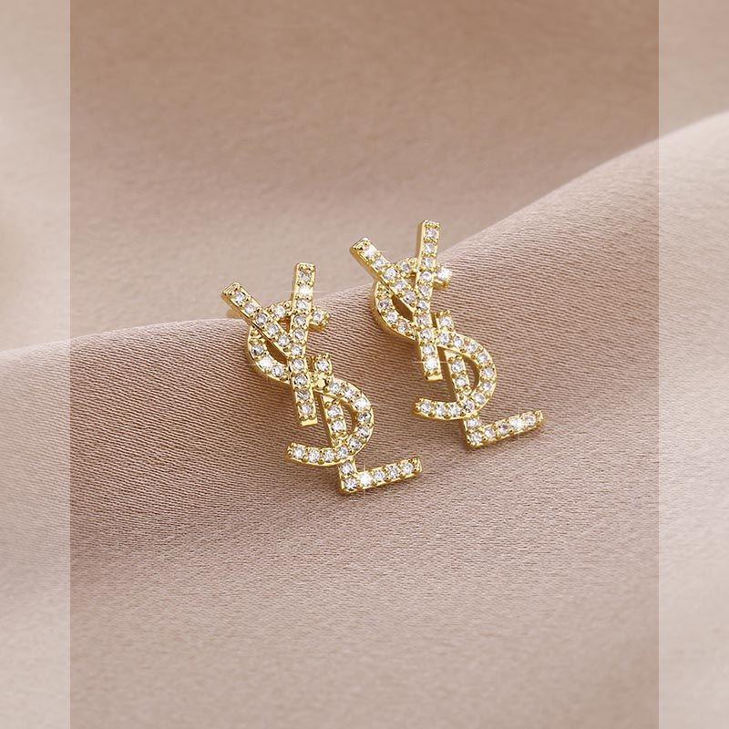 Women's New Fashionable Light Luxury Niche Fashionable Elegant Earrings