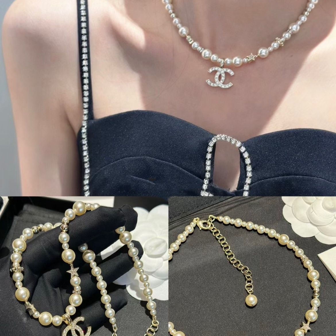 Classic Full Diamond Double C Collarbone Chain PD0823112204