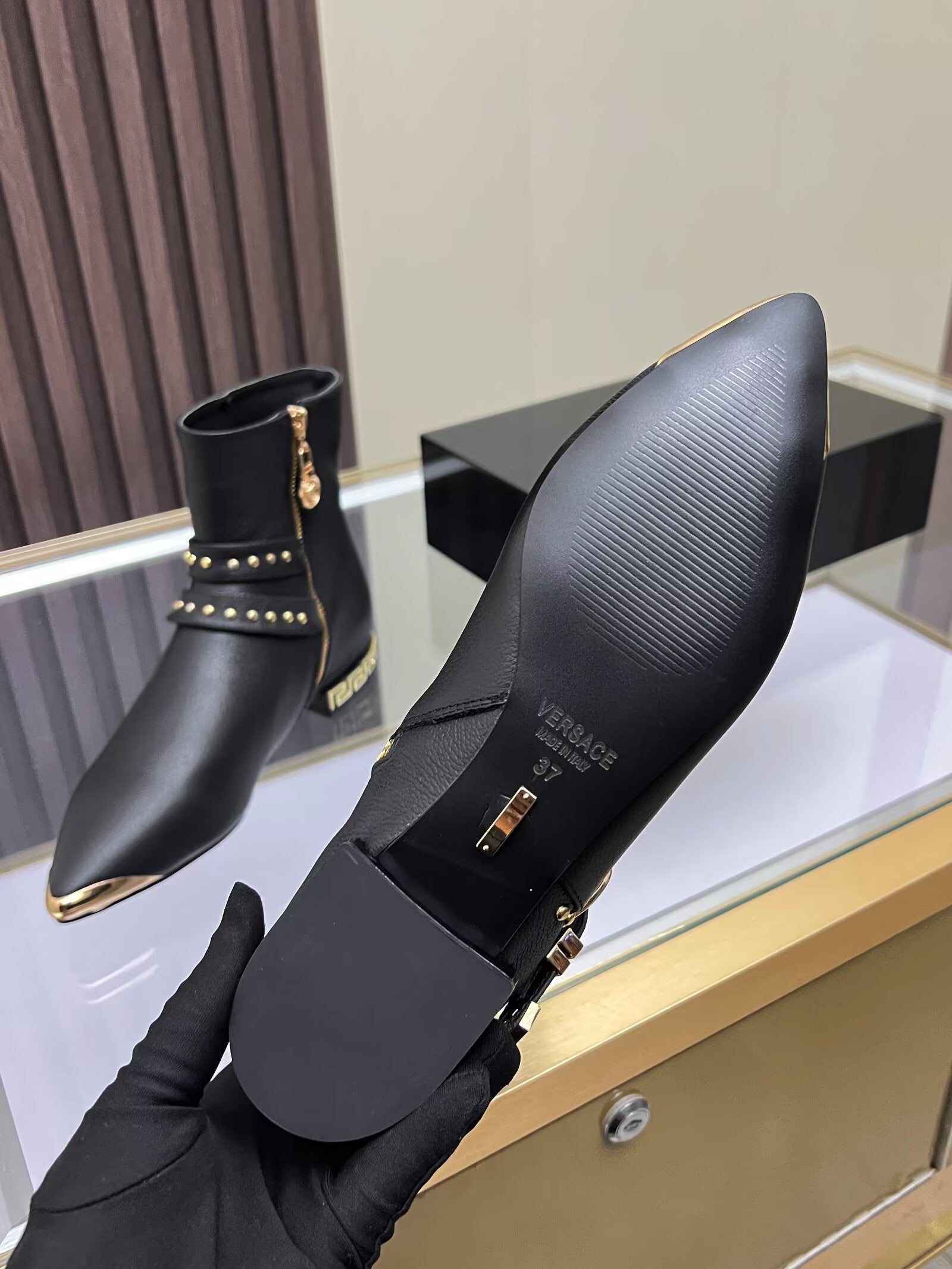 VS Flat ankle boots 0725101302