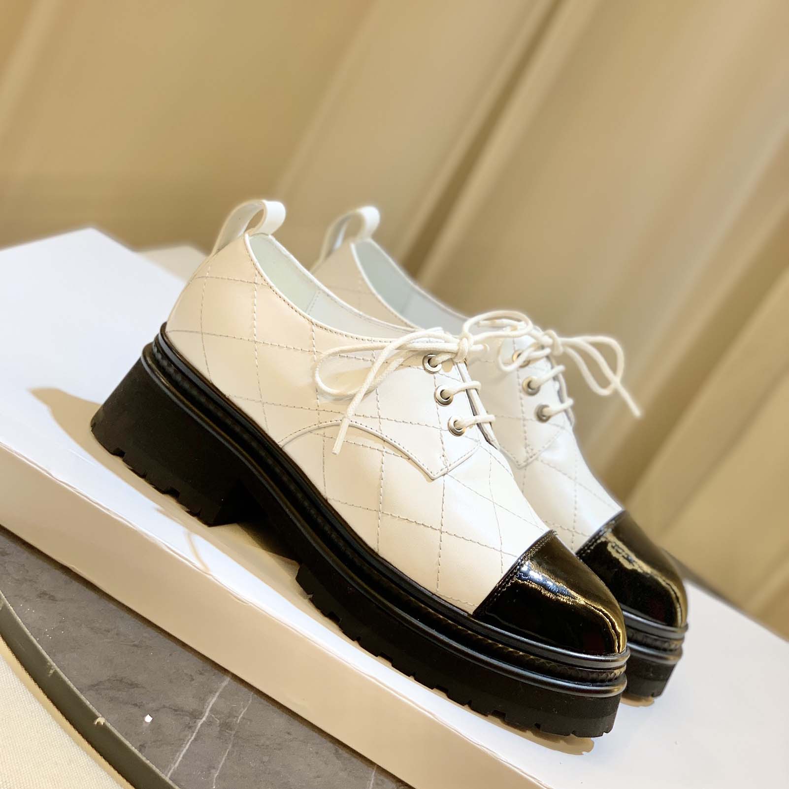 2023 autumn and winter new products Paris catwalk style rhombic chunky heel boots series  XC1523081703