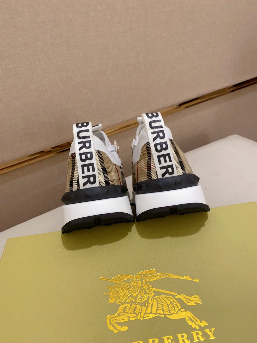 Trendy Classic Comfortable Sneakers 08231221LTJ01