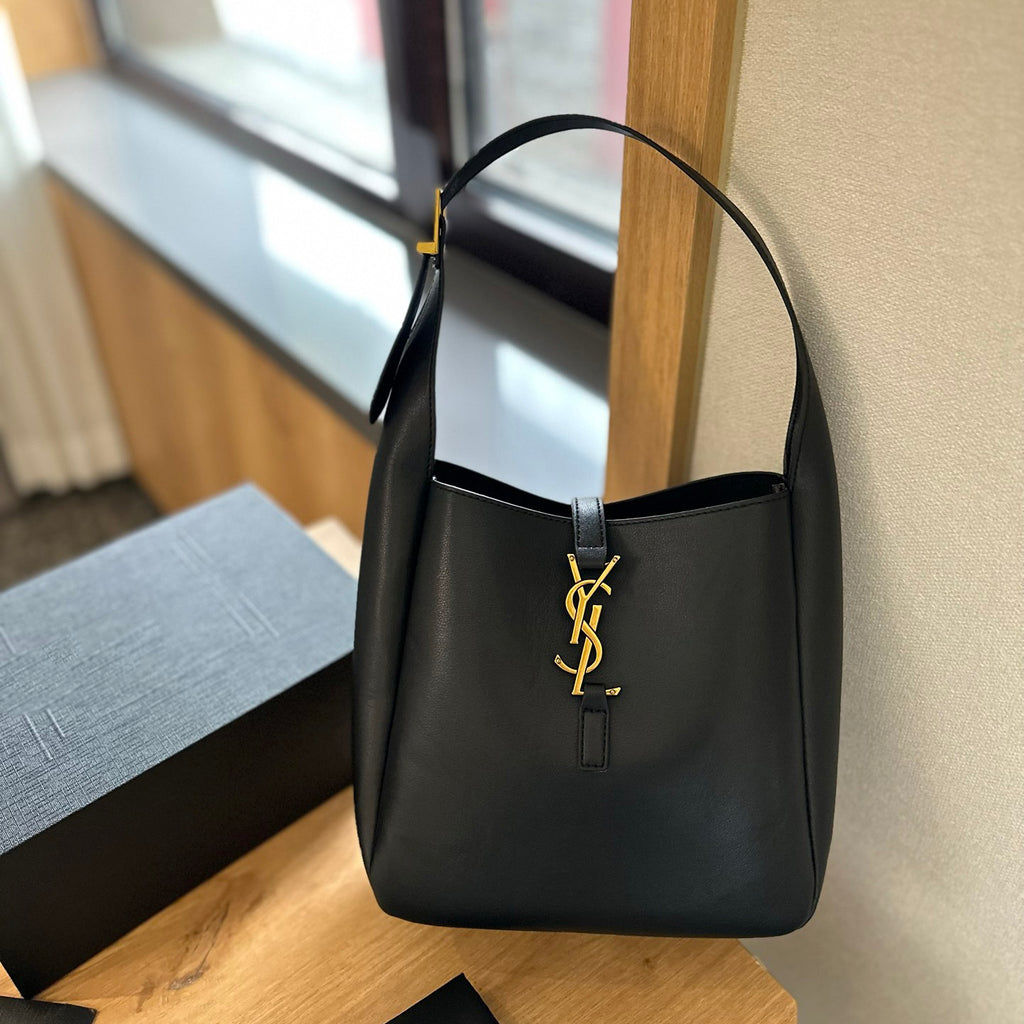 Y-Hobo Bucket Underarm Bag 0724061307