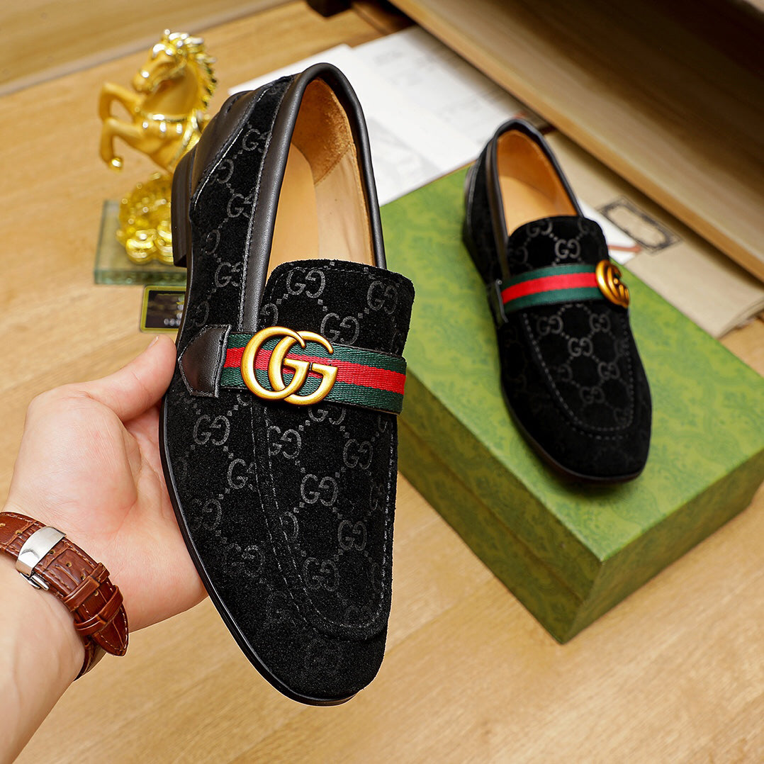 Classic design black suede g&stripes pattern formal dress slip on shoes