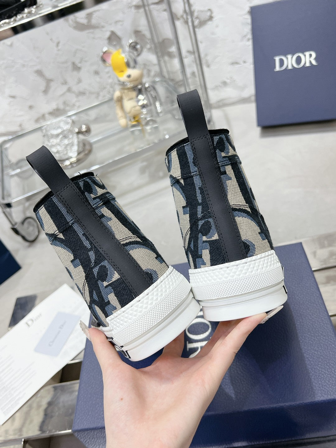 CD B23 High-Top Sneaker 1824120911