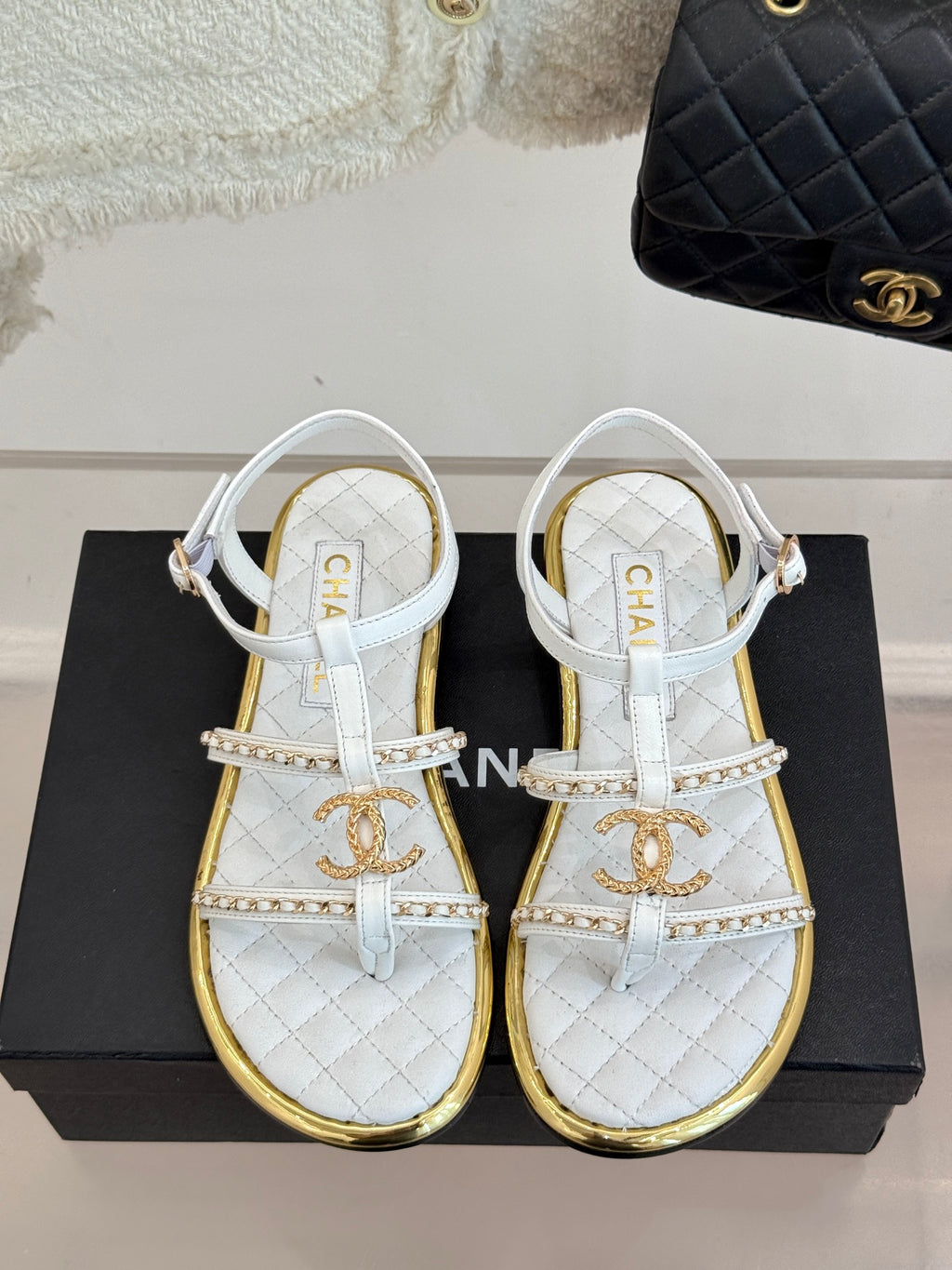 CNL flat chain double C sandals 0725042806