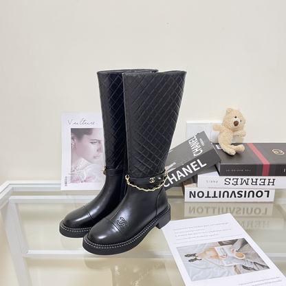 Diamond Check Chain Boots