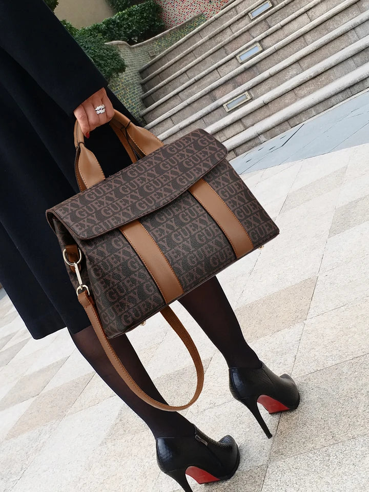 Fashionable women's leather crossbody bag 2025080805