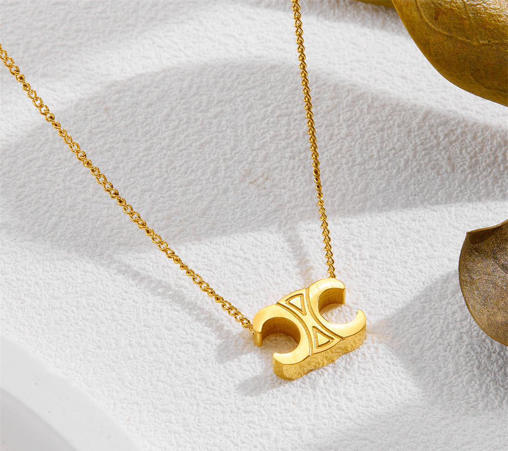 Arc de Triomphe necklace 2025081215