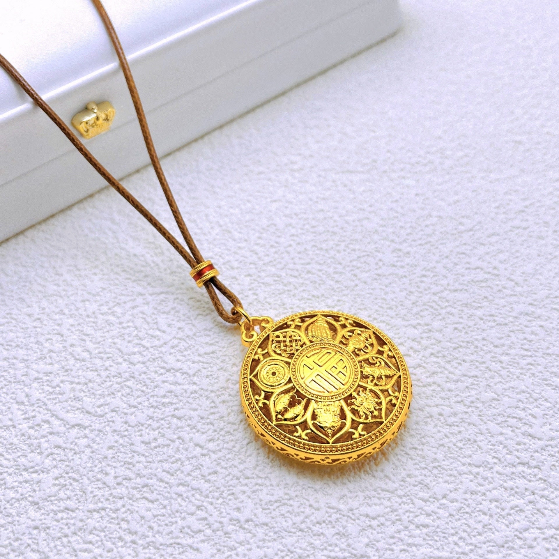 Ancient-style inheritance necklace 2025081216