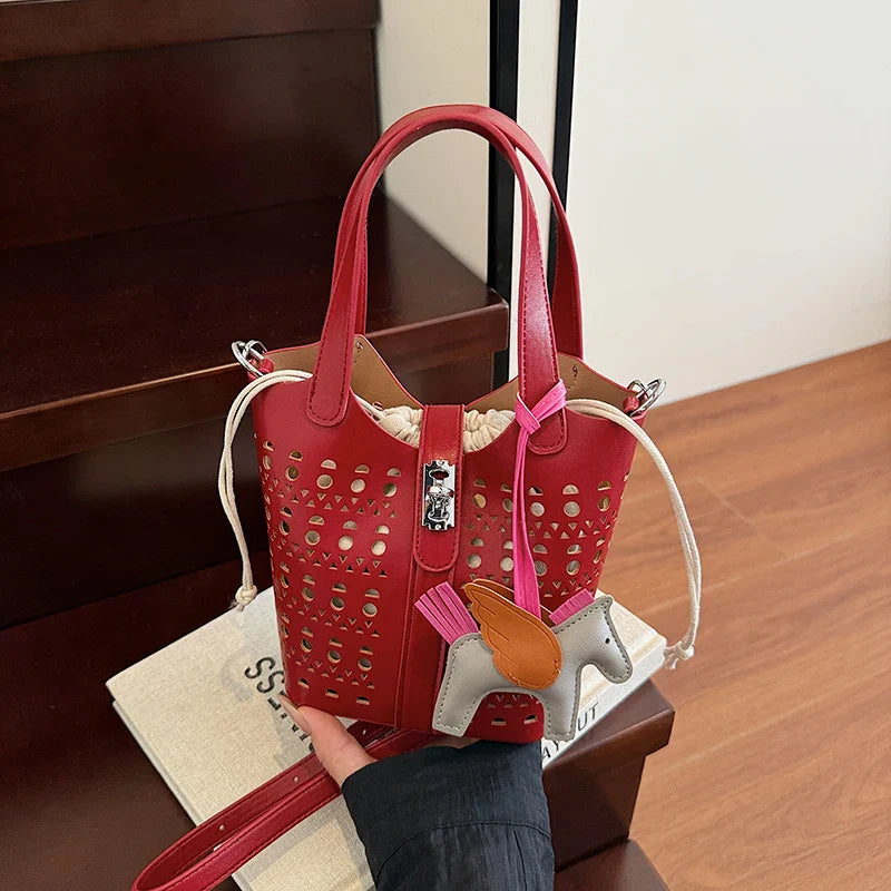 Fashionable bucket buckle bag 2025073005