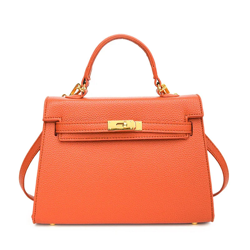 A classic and elegant ladies' handbag 2025072904